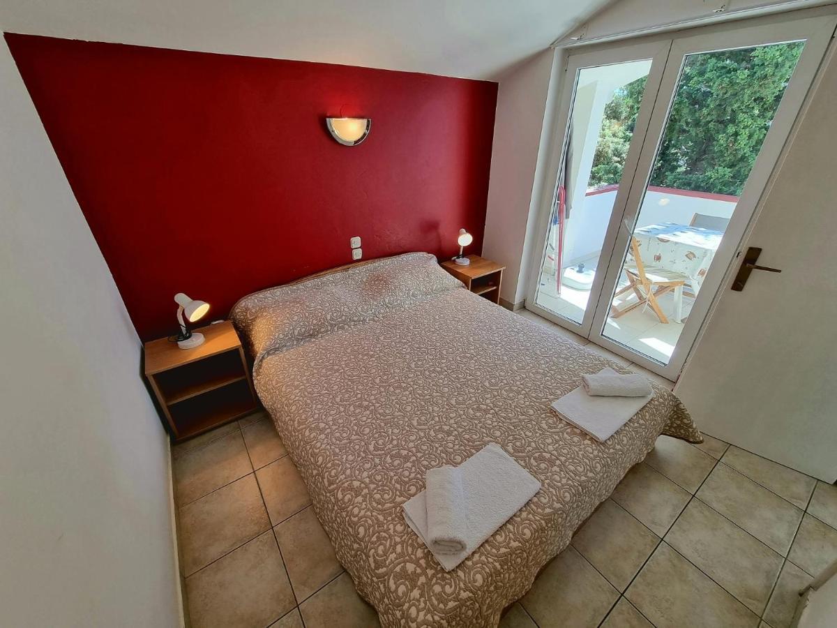 Apartments Ostrea - Mimoza Novalja Εξωτερικό φωτογραφία