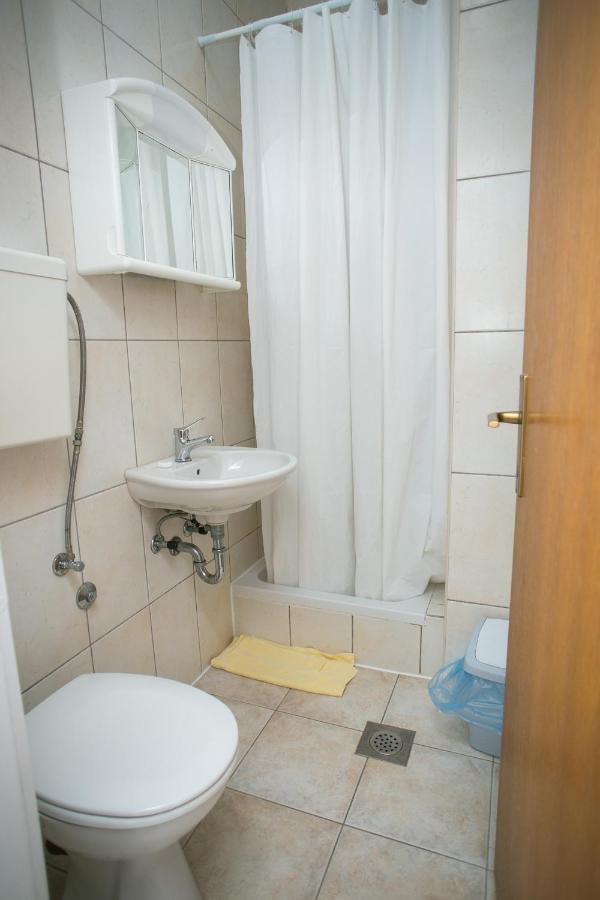Apartments Ostrea - Mimoza Novalja Εξωτερικό φωτογραφία