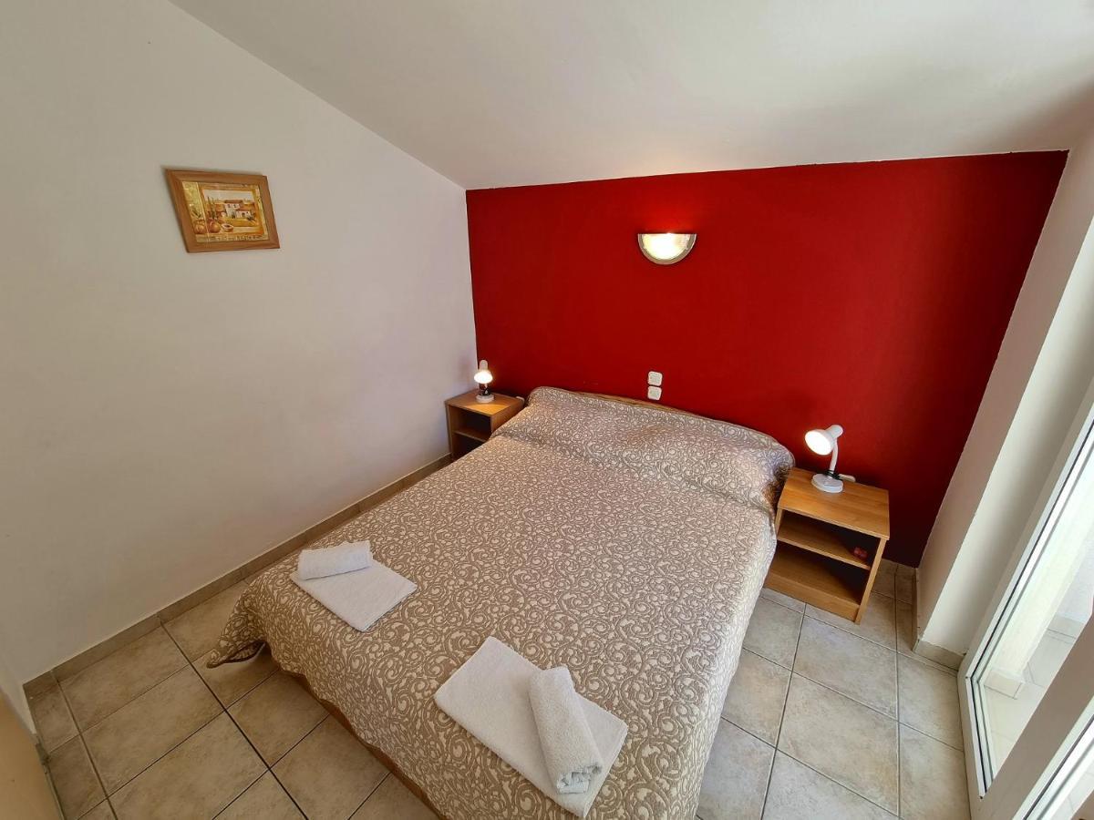 Apartments Ostrea - Mimoza Novalja Εξωτερικό φωτογραφία