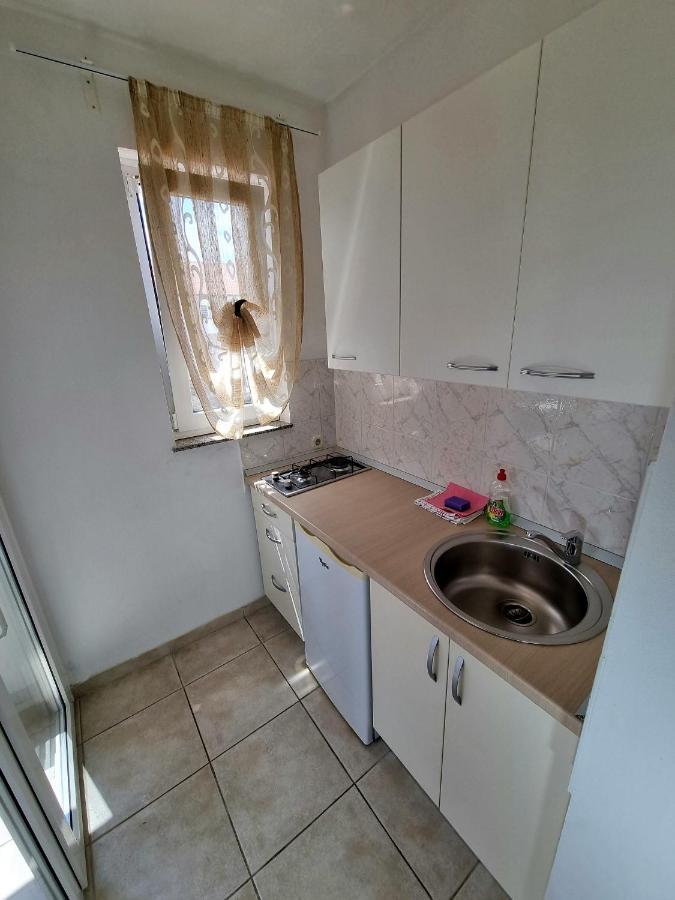 Apartments Ostrea - Mimoza Novalja Εξωτερικό φωτογραφία